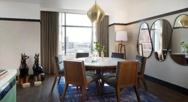 Люкс Standard Kimpton Journeyman Hotel by IHG