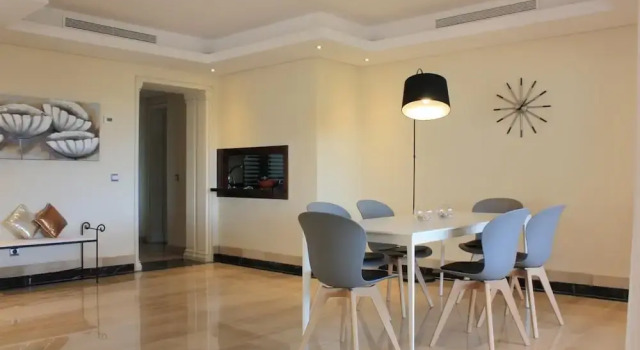 Apartment with Private Swimming Pool, Забронировать Апартаменты/квартира Эстепона Коста-дель-Соль, рядом с Playa El Padrón