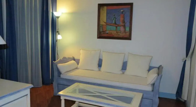 Полулюкс Hotel Moderne Et Pigeon