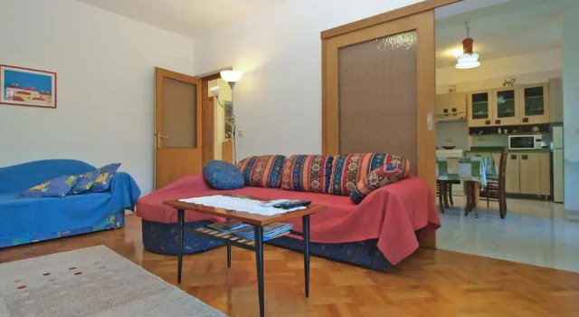 Apartment Kapelica 192, Rezerwuj Apartament Hotele w Presika z parkingiem, Parking