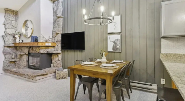Cozy Winter Park Condo: Bike, Ski, & Hike!, Забронировать Апартаменты/квартира Апартаменты Винтер Парка, рядом с Body Kneads Massage and Pilates, Апартаменты/квартира