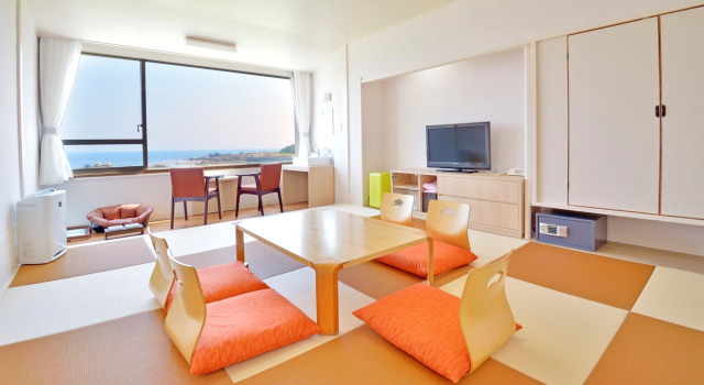 Номер Standard с красивым видом из окна Shirahama Ocean Resort