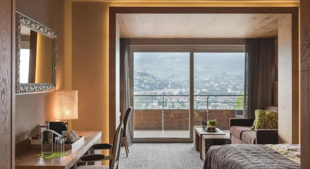 Номер Deluxe La Maiena Meran Resort