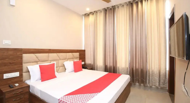 Двухместный номер Deluxe Hotel O Platina