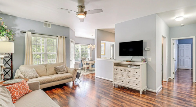 Апартаменты Community Pool & Private Balcony: Chic Lewes Gem