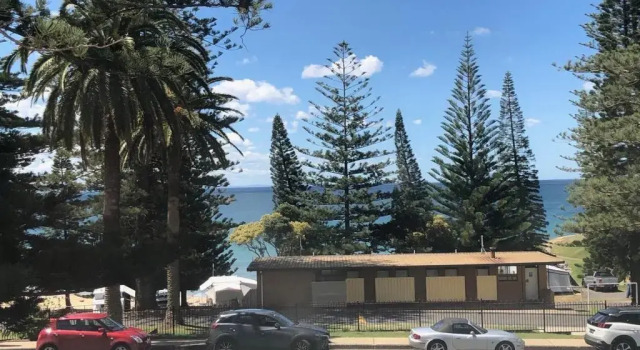 Семейный номер Standard с видом на море Seabreeze Beach Hotel