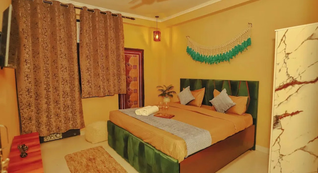 Roomshala 088 Hotel Green Villa