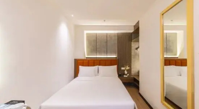 Номер Superior A25 Premium Hotel - 55 Lê Anh Xuân