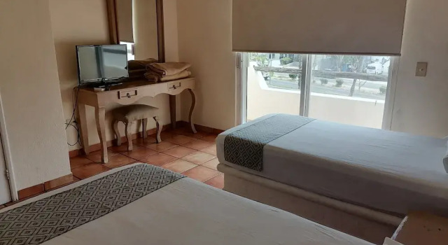 Четырёхместный номер Business с балконом Suites Las Palmas