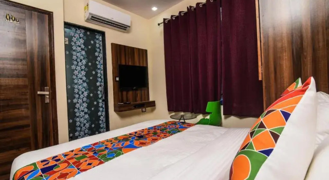 Номер Deluxe Hotel Dollar Inn