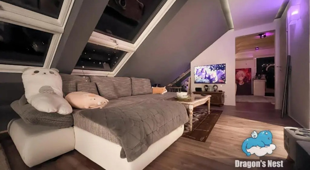 Dragons Nest: Cozy & Modern Attic Loft Nuremberg, Varaa Huoneisto Hotellit Baijeri pysäköinnillä, Pysäköinti