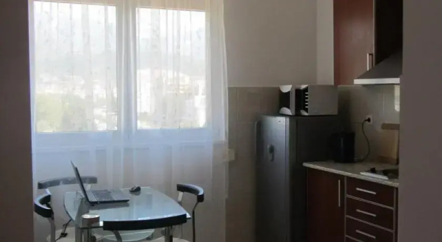 Downtown Studio Apartment, Book Apartment Bar Bar County