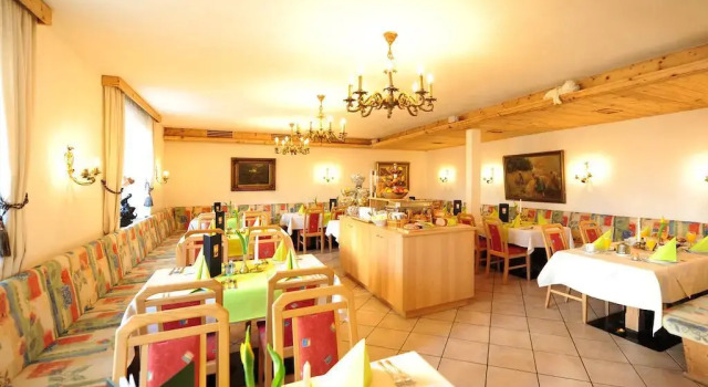 TRAUBE, Rezerwuj Hotel Fließ Tyrol