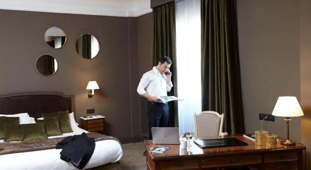 Трёхместный полулюкс Hôtel Carlton Lille