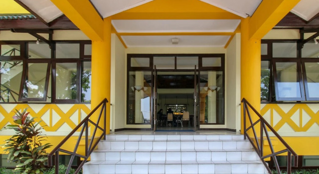 Airy Klojen Bandung 1 Malang, Rezerwuj Hotel Hotele 3-gwiazdkowe w Malang, w pobliżu Universitas Brawijaya Malang, 3*