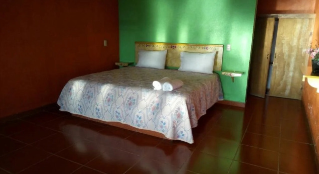 Cabañas y Habitaciones El Malecón, Rezervovat Hotel Zirahuén Michoacan