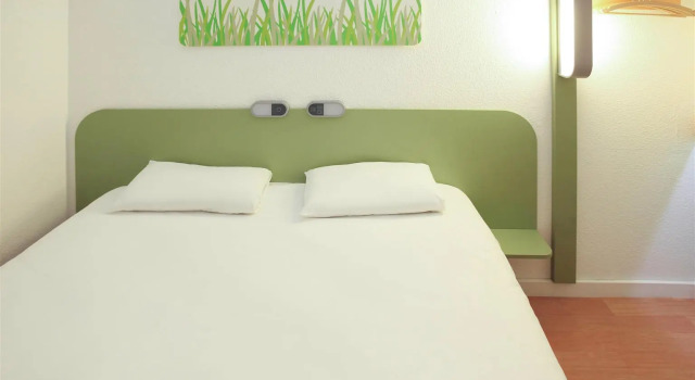 Трёхместный номер Standard ibis budget Nantes Sainte Luce - Hôtel Rénové