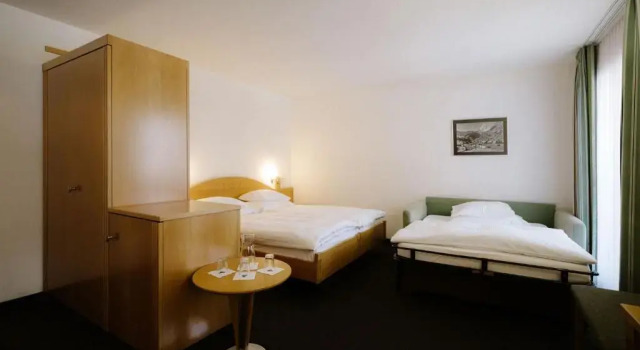 Трёхместный номер Standard Alpine Hotel Perren