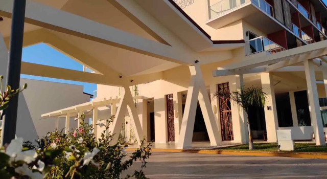 GRAND ASTON Cayo Paredón Beach Resort, Buchen Sie Resort Cayo Paredon Kuba