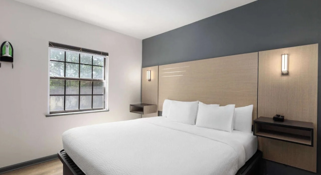 Ramada by Wyndham Studio Suites Dothan