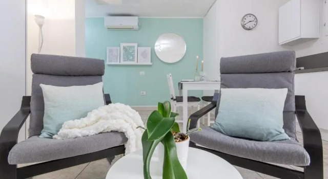 Tiny House in Cagliari, Забронировать Отель Кальяри Южная Сардиния