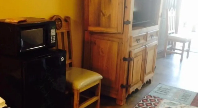 Четырёхместный номер Standard HH Creek Inn