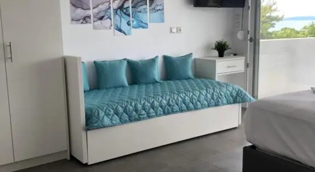 sea view studio