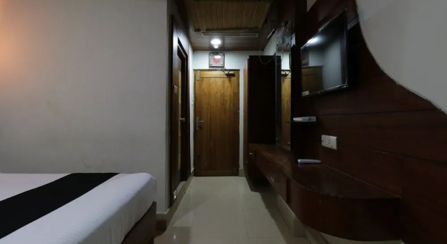 Capital O 38707 Vijetha Inn, Rezervovat Hotel Hotely v Andhra Pradesh s parkováním, Parkování
