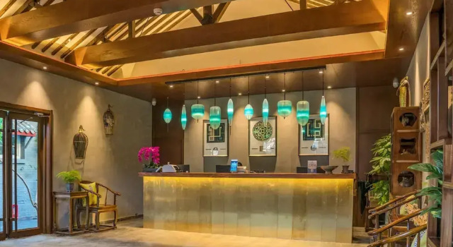 Super 8 Hotel