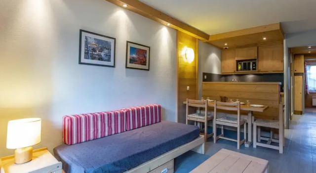Appartement Les Allues-Méribel, 2 pièces, 5 personnes - FR-1-355-129, Забронировать Апартаменты/квартира Мерибель-ле-Альё Лез-Аллю, рядом с Горнолыжный курорт Trois Vallees