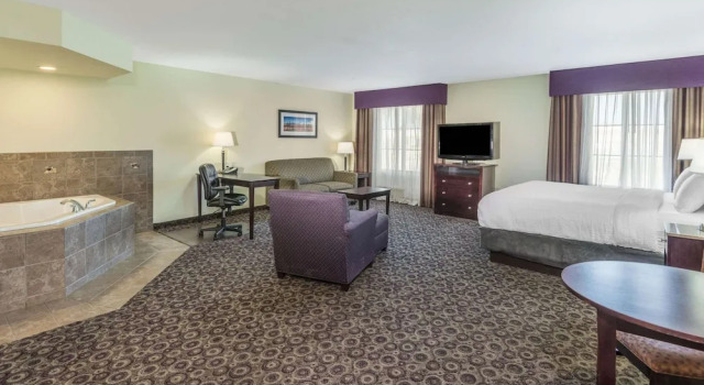Двухместная студия-люкс La Quinta by Wyndham Las Vegas Airport South