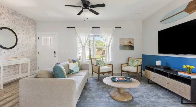 Коттедж Beach Retreat w/ Putting Green, Hot Tub, 2 Free Bikes Golden Hour by Avantstay