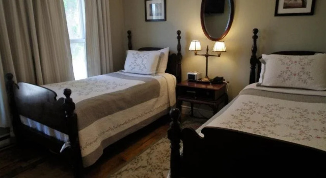 Cooper's Inn, Rezervovat Hotel Hotely v Nové Skotsko s parkováním, Parkování