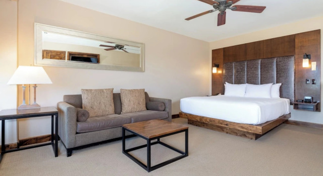 Двухместный номер Standard с красивым видом из окна The Peaks Resort and Spa