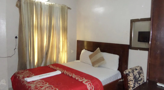 Golden Destiny Hotel Limited, Book Hotel Ikeja 