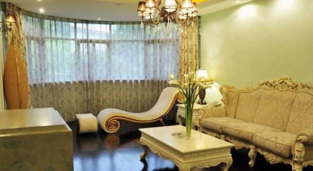 Golden Villa Club, Varaa Villa Shanghai Shanghai