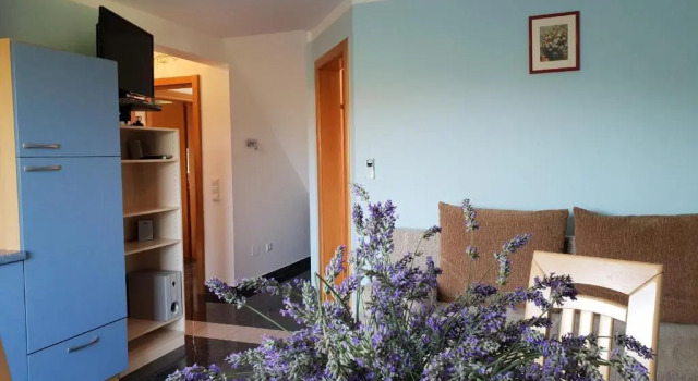 Apartments Vodopija, Rezerwuj Apartament Hotele w Kvarner Islands z parkingiem, Parking