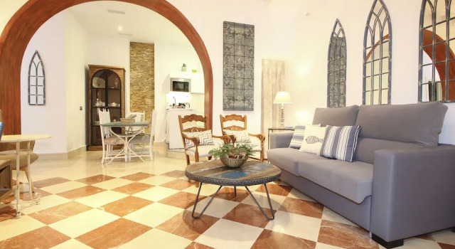 Deluxe apart. Pza de la encarnacion Q5, Забронировать Отель Старый город Севилья, рядом с La Torre de Don Fadrique