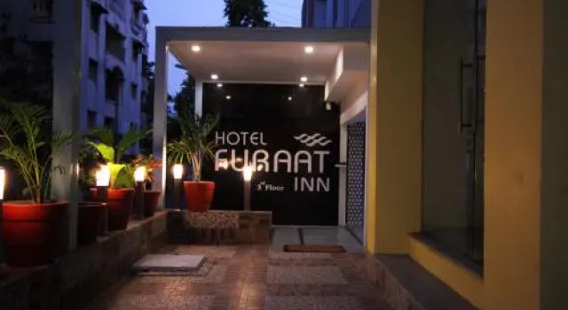 OYO 4701 Hotel Furaat Inn, Rezervovat Hotel Hotely v Gujarat s parkováním, Parkování