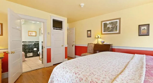 Номер Luxury After Eight Bed and Breakfast