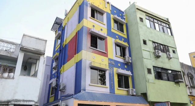 OYO 13809 Hotel Siddhant, Забронировать Отель Отели штата Махараштры 3 звезды, 3*