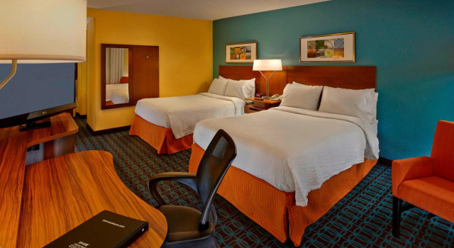 Четырёхместный номер Standard Fairfield Inn & Suites Boca Raton