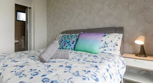 3BR D'pristine Suite Near Legoland, Stunning Views, Varaa Huoneisto Hotellit Johor pysäköinnillä, Pysäköinti