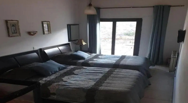 Standard- dobbelt værelse med altan Two Flowers Hotel
