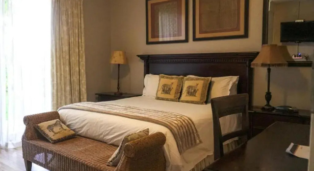 Номер Luxury Fatmols guest lodge