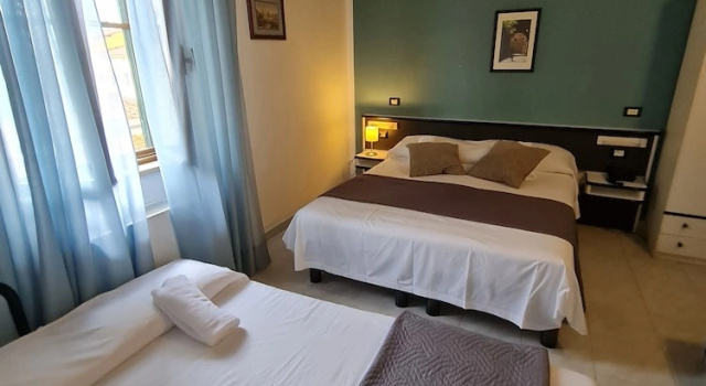 Четырёхместный номер Economy Hotel Amalfitana