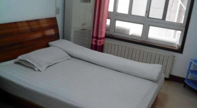 Xinyuan Friendship Inn, Prenota Hotel Weiyang 
