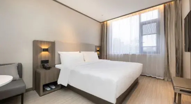Люкс Deluxe HanTing Hotel (Lanxi Danxi Avenue)
