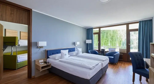 Семейный номер Standard с 2 комнатами с видом на озеро Parkhotel St.Leonhard