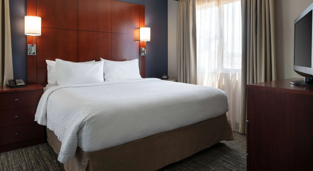 Четырёхместный люкс с 2 комнатами Sonesta ES Suites Tempe